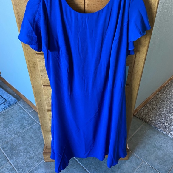 Beautiful blue crepe dress - Picture 4 of 4